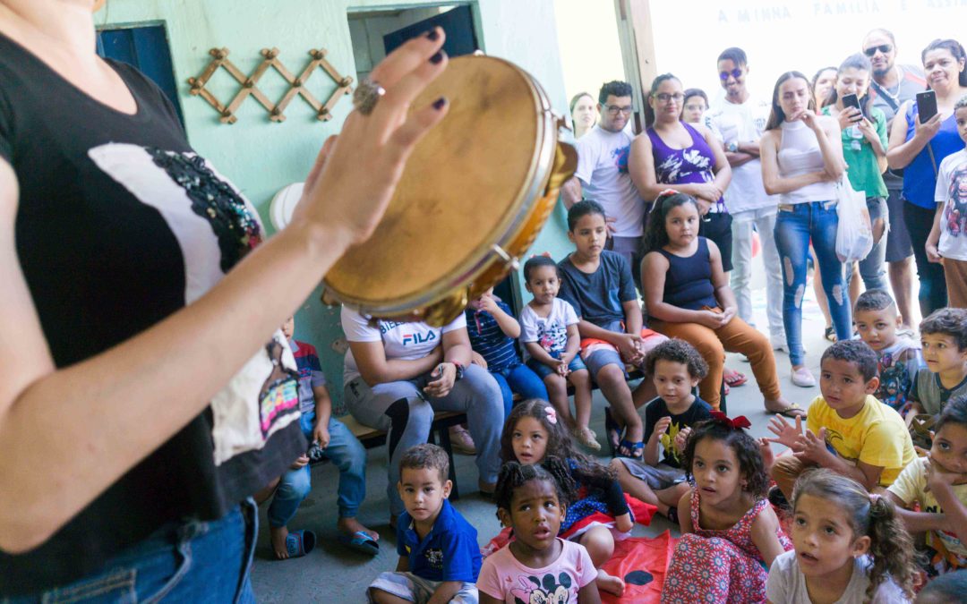 MUSICALIZAÇÃO E O DESENVOLVIMENTO INFANTIL