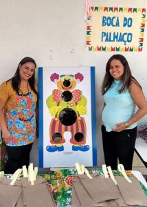 As professoras comandando a Boca do Palhaço na nossa Festa Junina de 2019